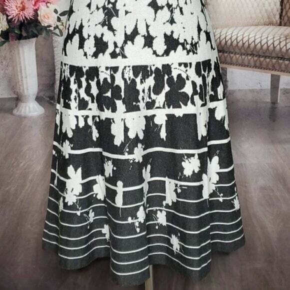 Danny and Nicole Grey White Knit Sweater Dress Medium - Picture 5 of 12